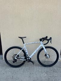 Bicicletta gravel Scott addict 30 Tg L