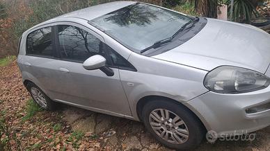 AUTOMOBILI