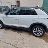 VOLKSWAGEN T-Roc - 2021