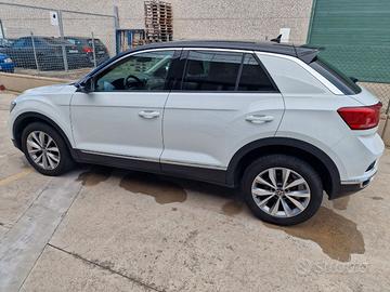 VOLKSWAGEN T-Roc - 2021