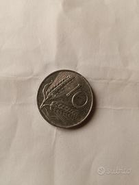 Francobolli e monete da 10 lire spiga e aratro 