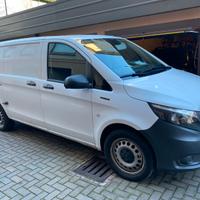 Furgone evito mercedes