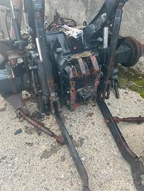 Trattore new holland tm 190 pezzi di ricambio