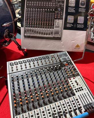Behringer XENYX UMC 2442
