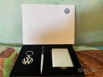 Cofanetto volkswagen portachiavi powerbank e penna