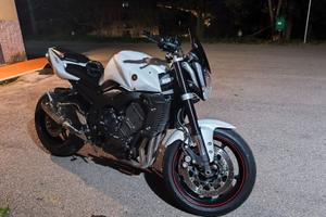 Yamaha FZ1