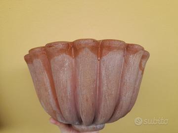 Vaso da muro "Tasca Baccellata" vera terracotta