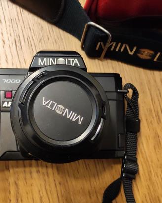 Minolta AF 7000 con flash
