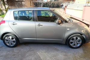 Swift grigia 2010 diesel 1,3