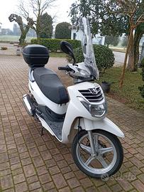 Scooter Peugeot LXR 200