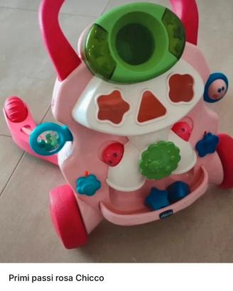 Primi passi chicco bimba