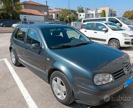 VOLKSWAGEN Golf 4ª serie - 2000