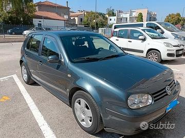 VOLKSWAGEN Golf 4ª serie - 2000