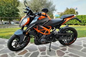 KTM Duke 390