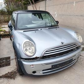 MINI Cooper R50 1.6 Benzina W10B16A PER RICAMBI