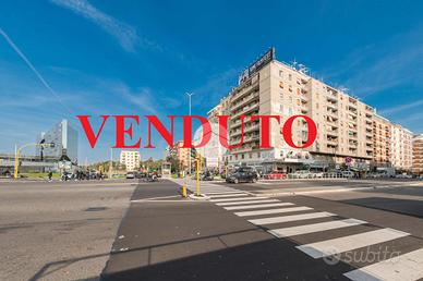 2 LOCALI A ROMA