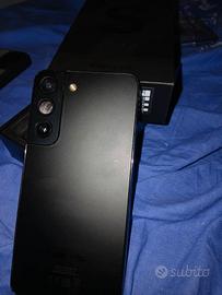 galaxy s22 256gb scatola tutto completo 