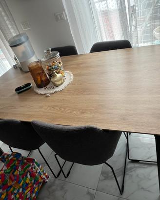 Tavolo da pranzo