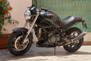 Ducati Monster 750 Dark