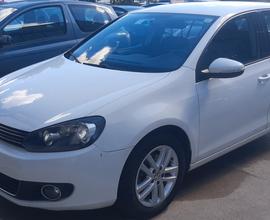 Volkswagen Golf 1.6 TDI DPF 5p. Highline