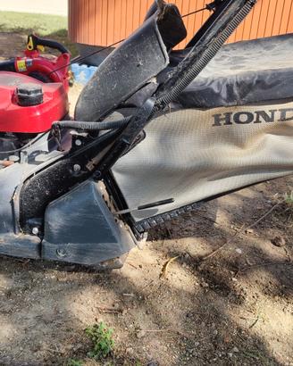 Rasaerba Honda HRX 476 QY con rullo