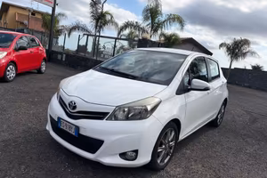 Toyota Yaris 1.4 D-4D 5 porte Lounge