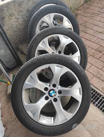 Pneumatici nuovi con cerchioni per BMW X1