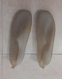 Scarpe forate TG 42/43