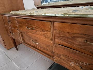 Comò vintage anni ‘60 con specchiera