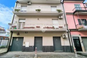 2 LOCALI A POMIGLIANO D'ARCO