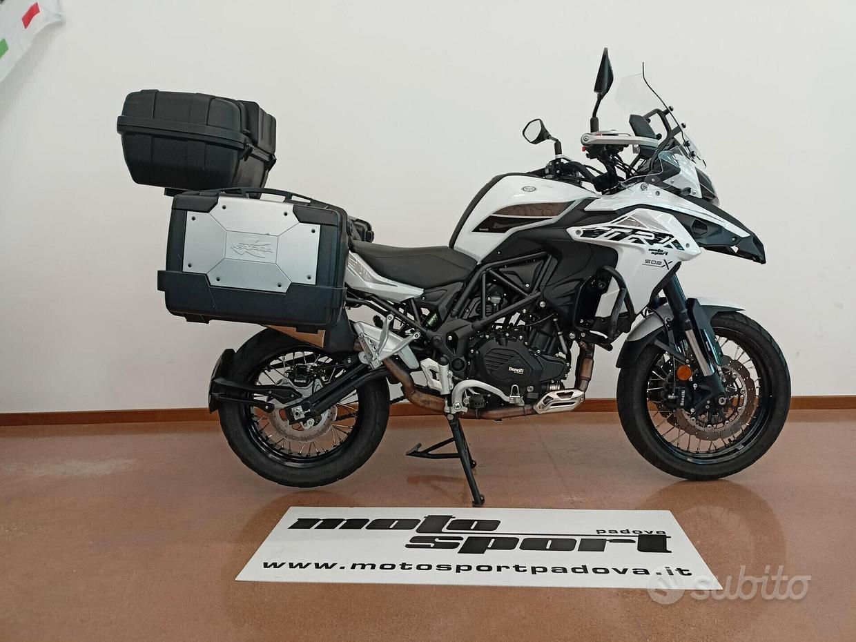 Piastra Paramotore Per Benelli TRK 502X E 502 - Skid Plate In Nero, Protezione Per Motore E Telaio Moto