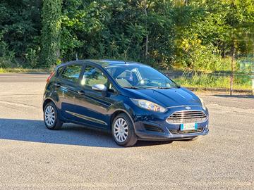 Ford Fiesta 1.5 TDCi 75CV 5 porte Black & White Ed
