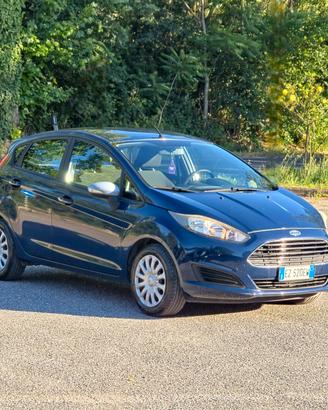Ford Fiesta 1.5 TDCi 75CV 5 porte Black & White Ed