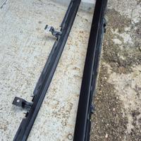 Pedane sottoporta tubolari jku