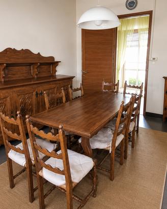 Sala da pranzo 11 pezzi in noce nazionale