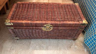 Piccolo Baule in midollino  crocco e metallo