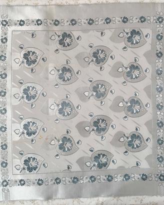 Fazzoletto antico in seta 