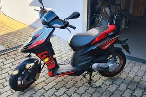 Aprilia SR Motard 50 2T - 2020
