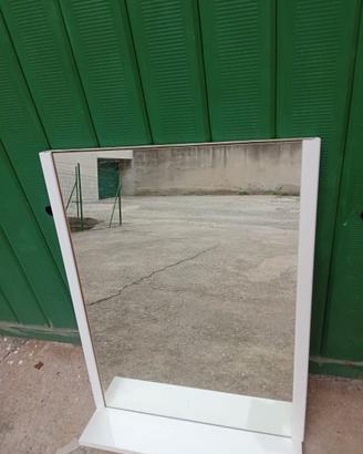 Specchio con mensola
