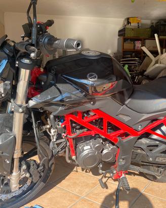 Benelli BN 125 incidentata - solo ricambi - 3580km