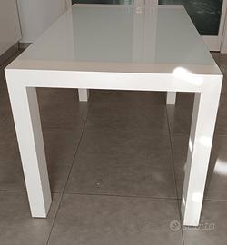 tavolo bianco allungabile cucina con 4  sedie 