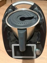 Bimby Tm6 nero. Doppio boccale.