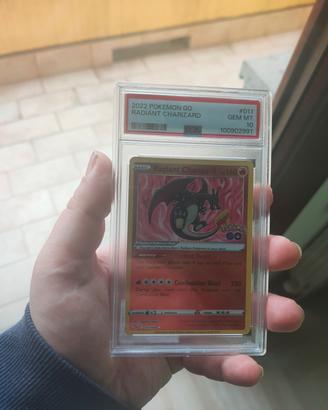 Pokémon Go Charizard Lucente eng gradato PSA 10