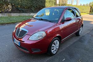 Lancia Ypsilon 1.3 MJT 75 CV Argento disel