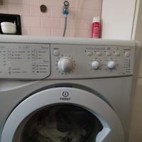 Lavatrice Indesit Iwsc 51051
