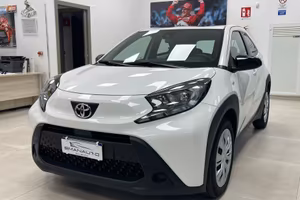 Toyota Aygo X 1.0 72 CV Active *12/2025