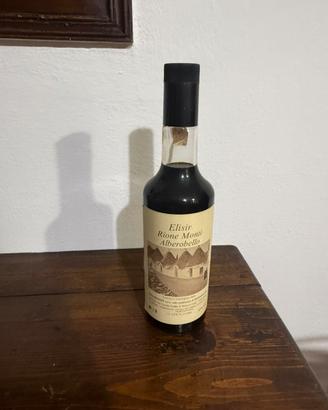 Bottiglia Elisir Rione Monti Alberobello vintage