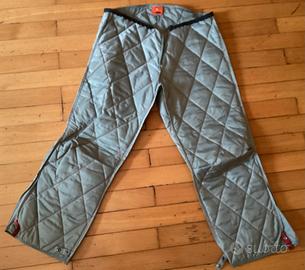 Giubbotto e pantaloni moto