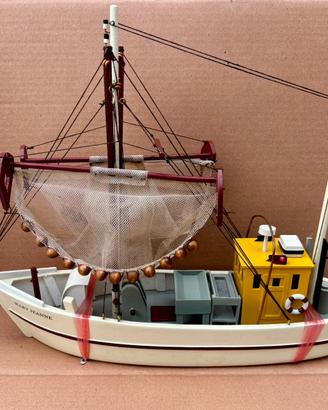 Authentic Models “Mary Jeanne” barca da pesca