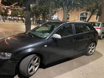 Audi A3 S-line sportback - 270000 km - 3000 €